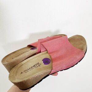 A Giannetti Mauve cork wedges 8.5 women’s